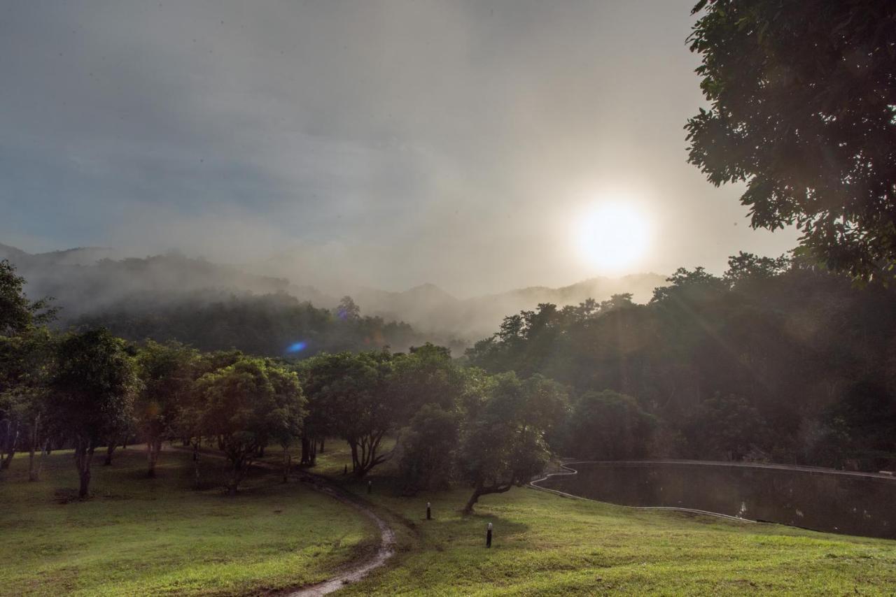 Tawan Riverside Mae Wang Esterno foto