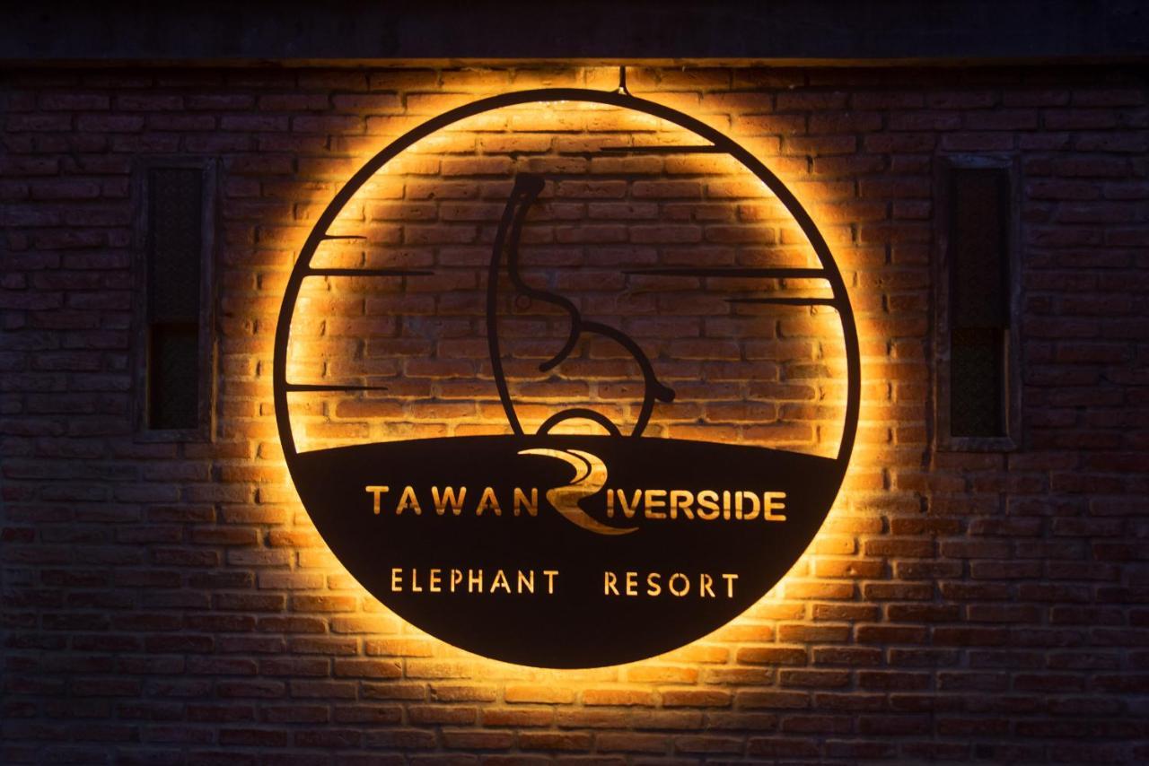Tawan Riverside Mae Wang Esterno foto